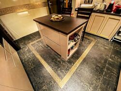 Flora Road (D17), Terrace #446560801